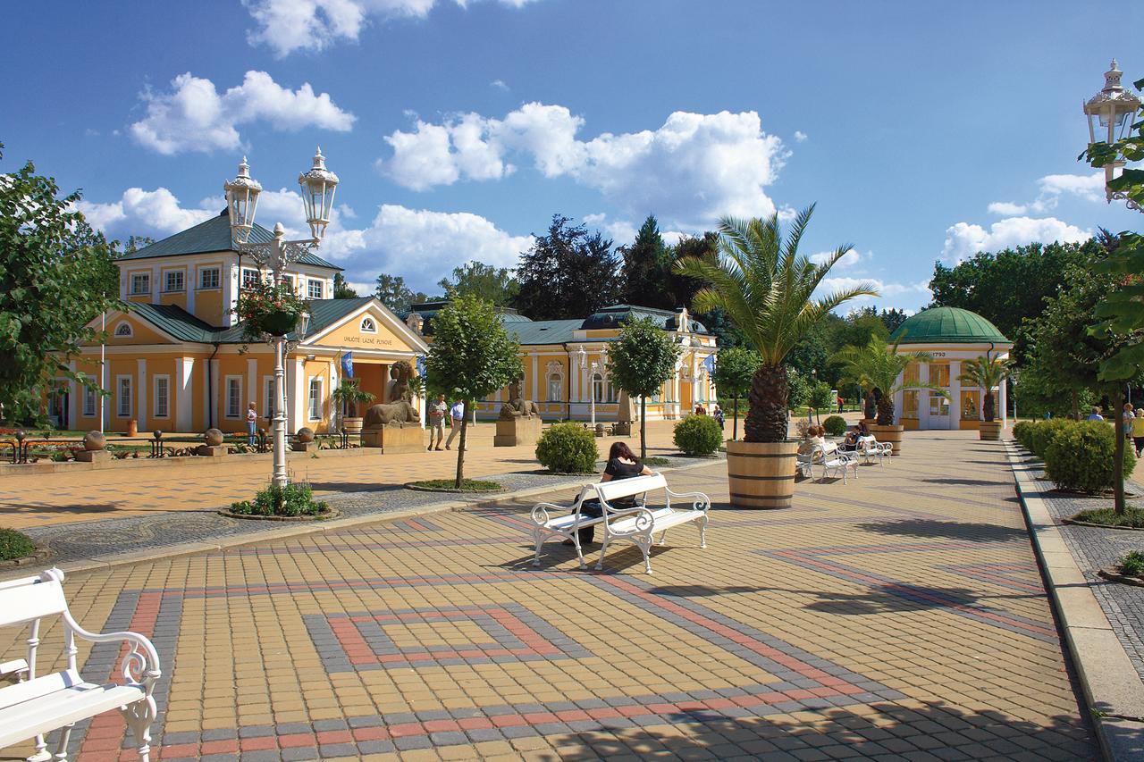 Apartment Pension Stark Frantiskovy Lazne Exterior photo